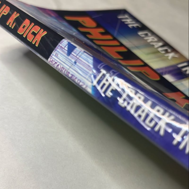 The Crack in Space by Philip Dick, Paperback Pangobooks