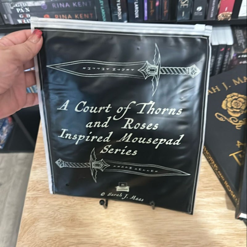 A Court of Thorns and Roses Collector's Edition