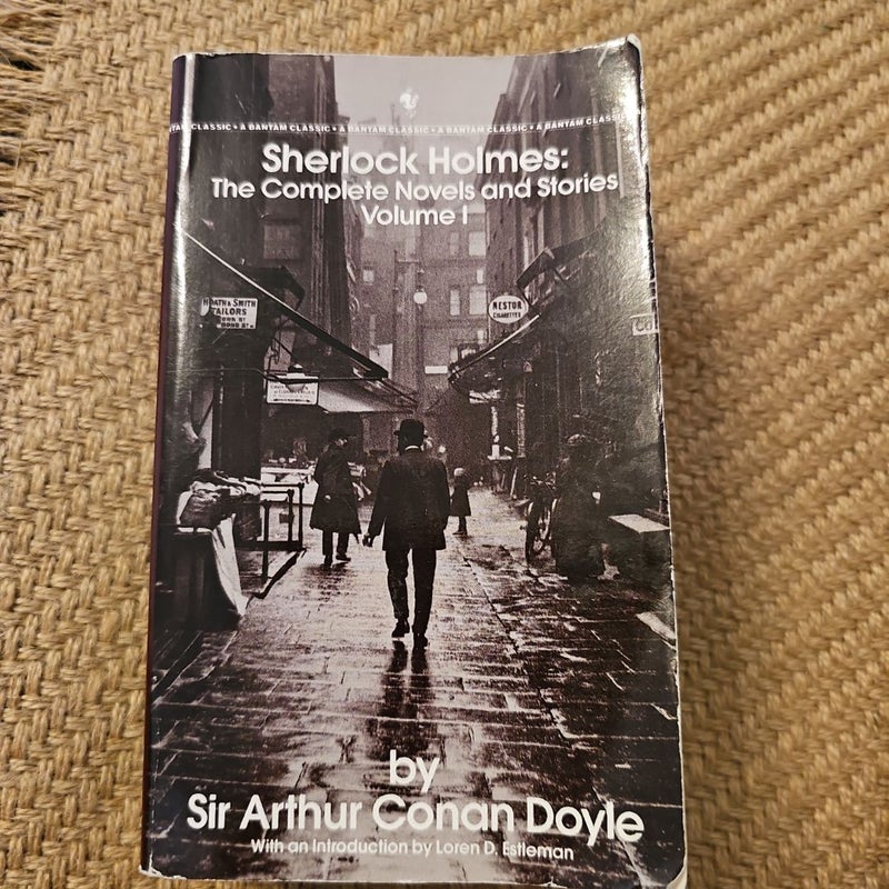 Sherlock Holmes: the Complete Novels and Stories Volume I 