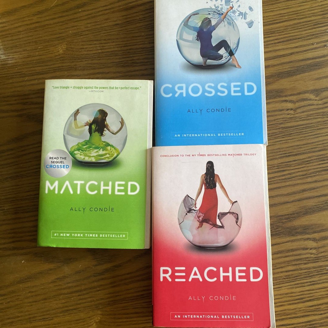 Matched By Ally Condie Book Cover