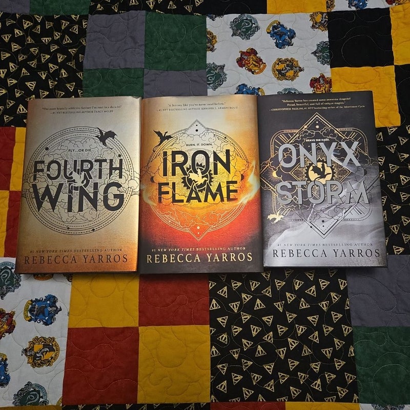 Fourth Wing (all three books)