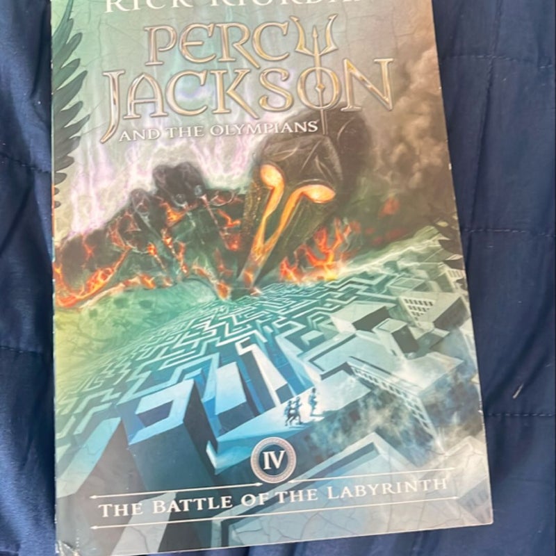 Percy Jackson and the Olympians, Book Four the Battle of the Labyrinth (Percy Jackson and the Olympians, Book Four)