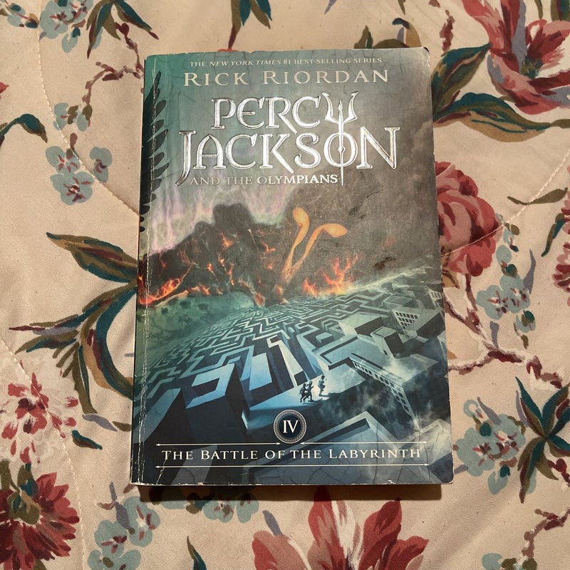 Percy Jackson and the Olympians, Book Four: The Battle of the Labyrinth  (Percy Jackson & the Olympians)