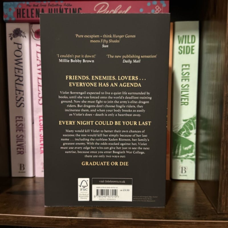 Fourth Wing (UK Paperback) 