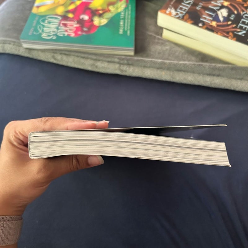 Lore Olympus: Volume Two