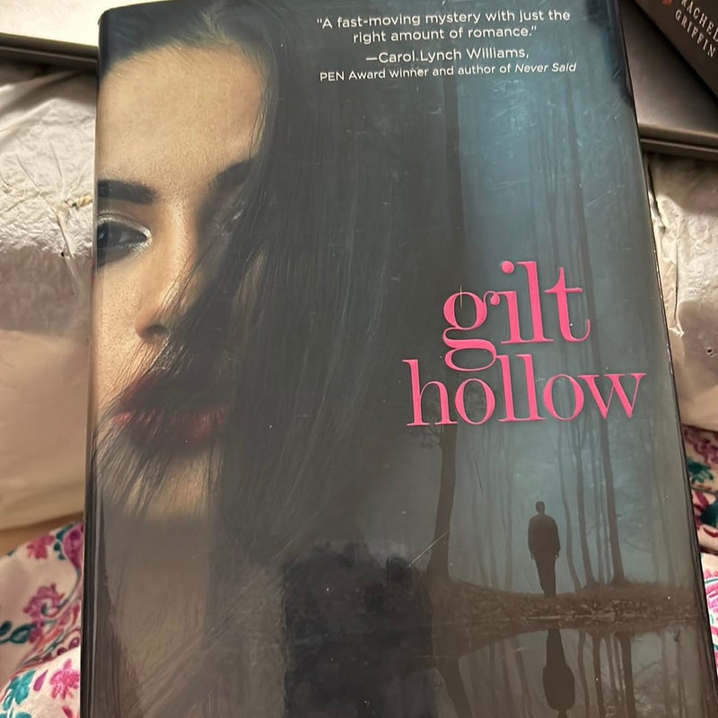 Gilt Hollow