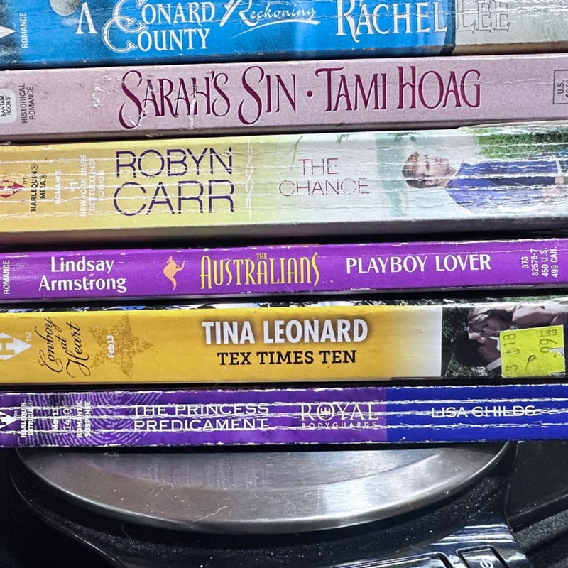 Lot of 10 romance books