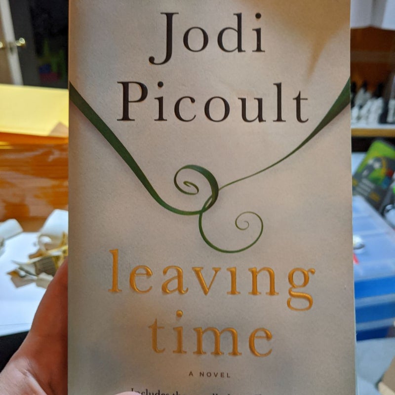 Leaving Time (with Bonus Novella Larger Than Life)