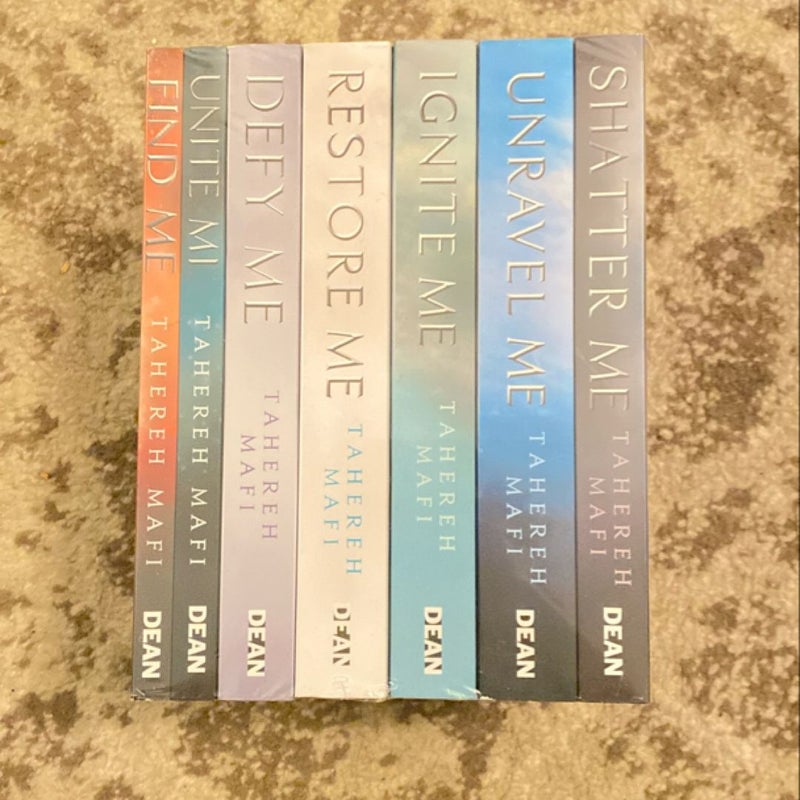 Shatter Me Series 7 Books Collection Set  (Ignite Me, Find Me, Unravel Me, Unite Me, Restore Me, Defy Me, Shatter Me)