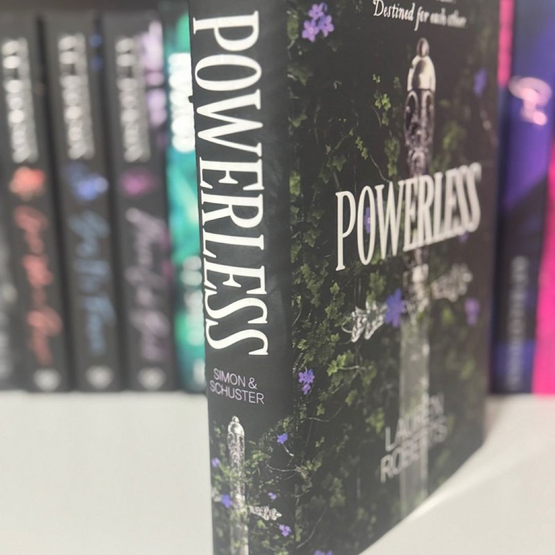 Powerless by Lauren Roberts, Hardcover | Pangobooks