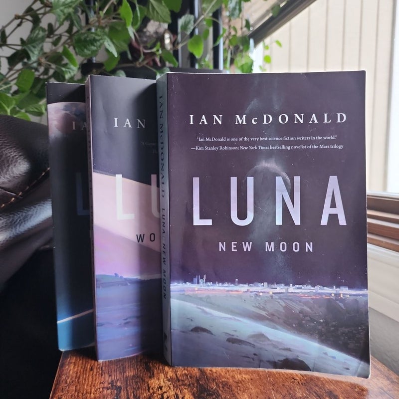 Luna: New Moon trilogy 