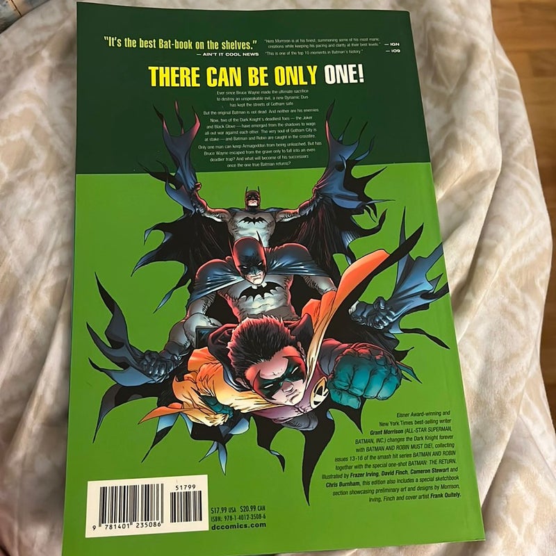 Batman and Robin Vol. 3: Batman and Robin Must Die