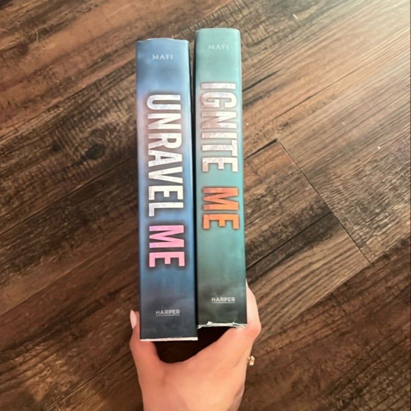 Unravel Me and Ignite Me Bundle