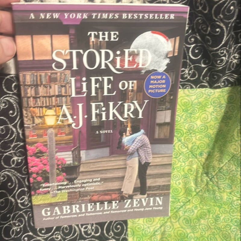 The Storied Life of A. J. Fikry (movie Tie-In)