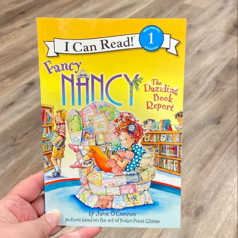 Fancy Nancy: the Dazzling Book Report