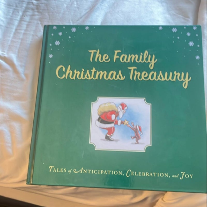 The Family Christmas Treasury with Cd and Downloadable Audio