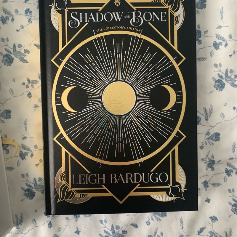 Shadow and Bone: the Collector's Edition