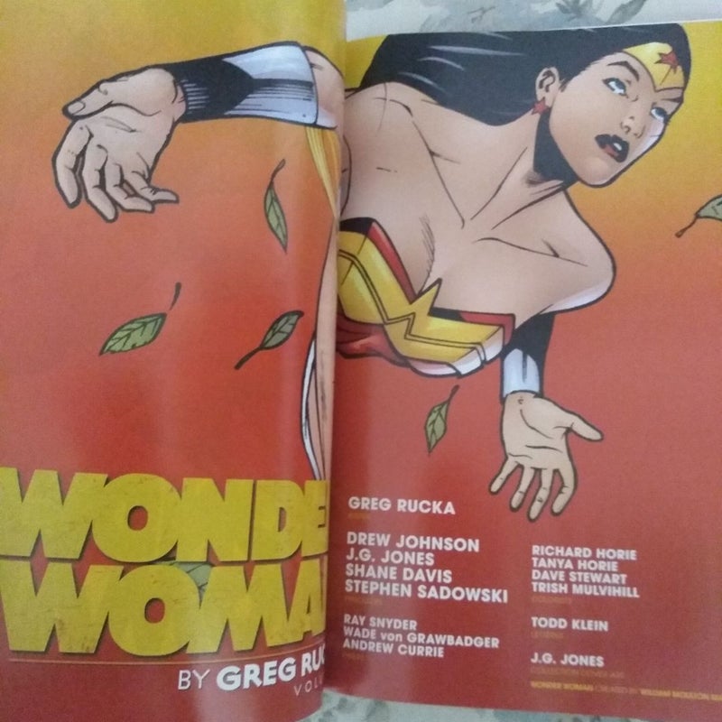 Wonder Woman by Greg Rucka Vol. 1