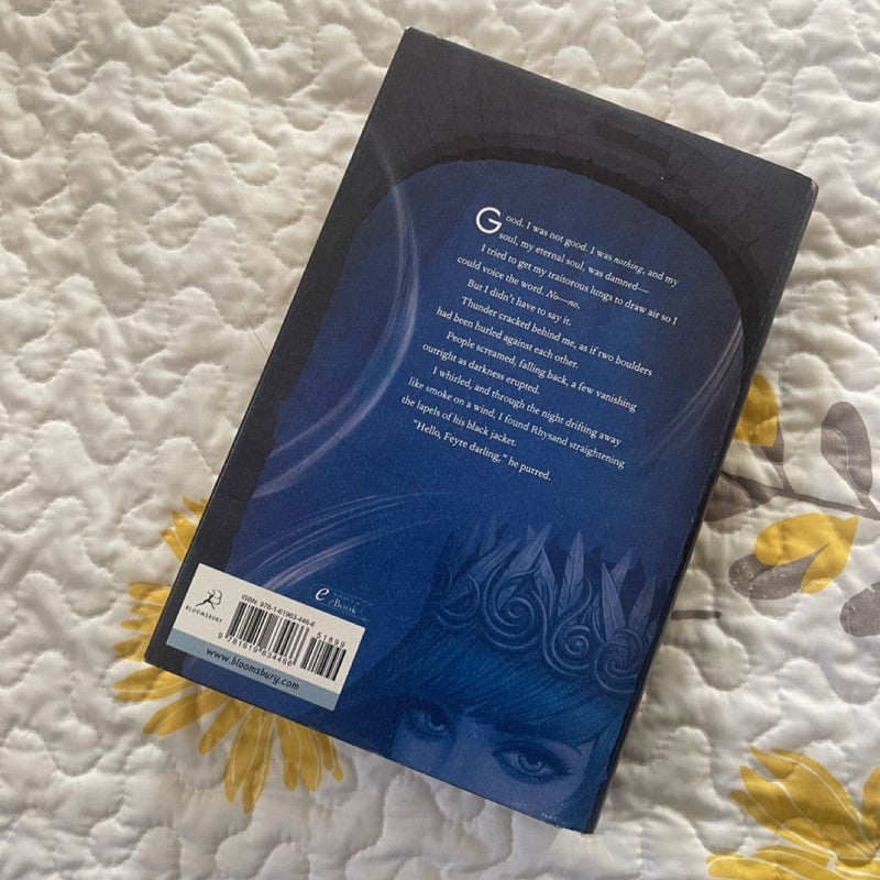 A Court of Mist and Fury // OUT OF PRINT