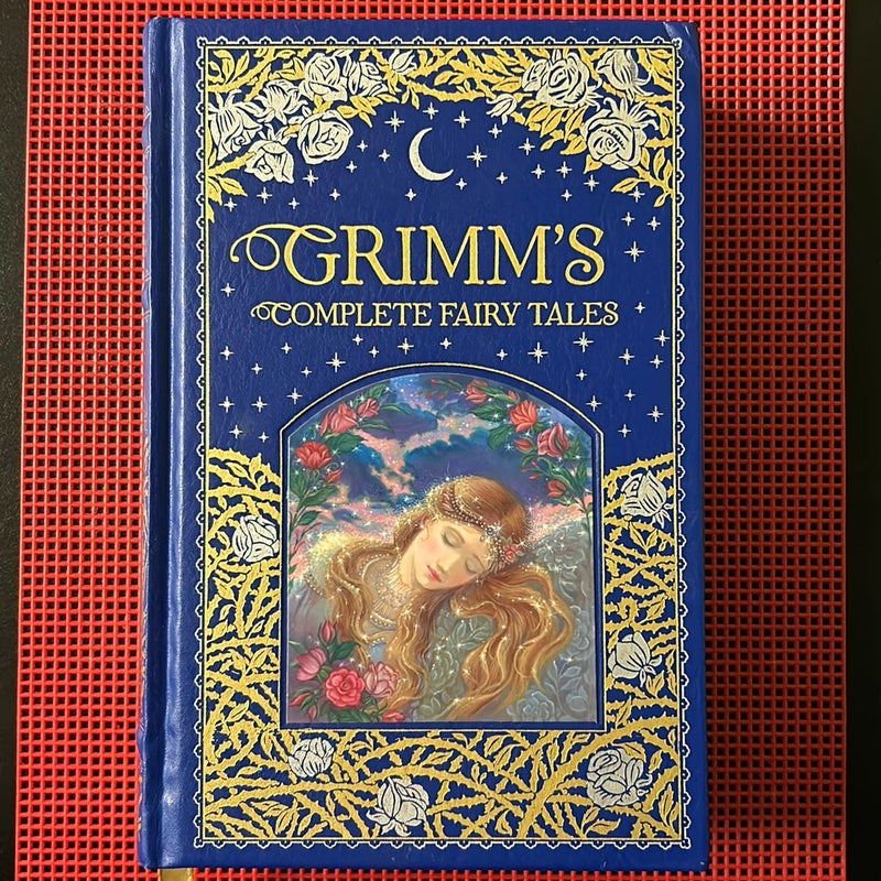 Grimm's Complete Fairy Tales (Barnes & Noble Collectible Classics: Omnibus Edition)