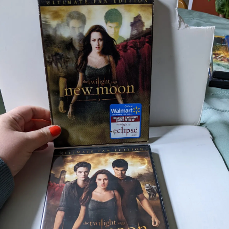New Moon (The Twilight Saga) Ultimate Fan Edition DVD 