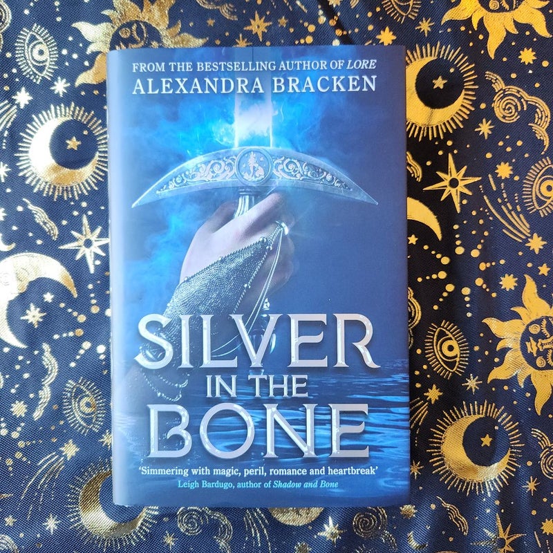 (Fairyloot) Silver in the Bone