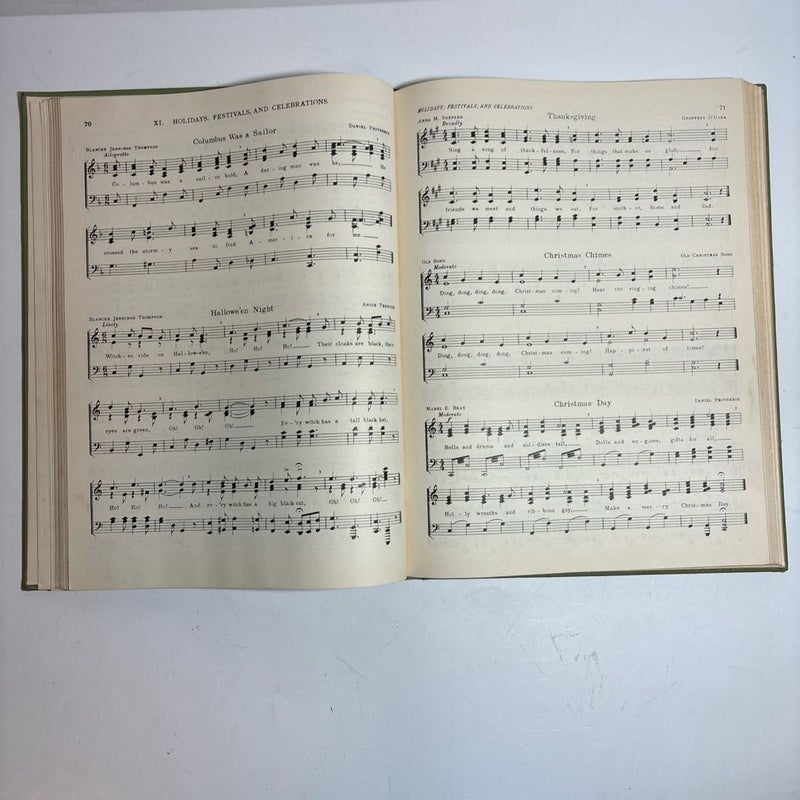 The Music Hour in the Kindergarten and First Grade Vtg 1938 music song book