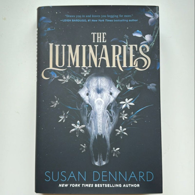 The Luminaries (Owlcrate special edition)