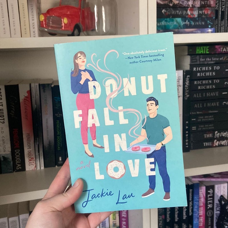 Donut Fall in Love