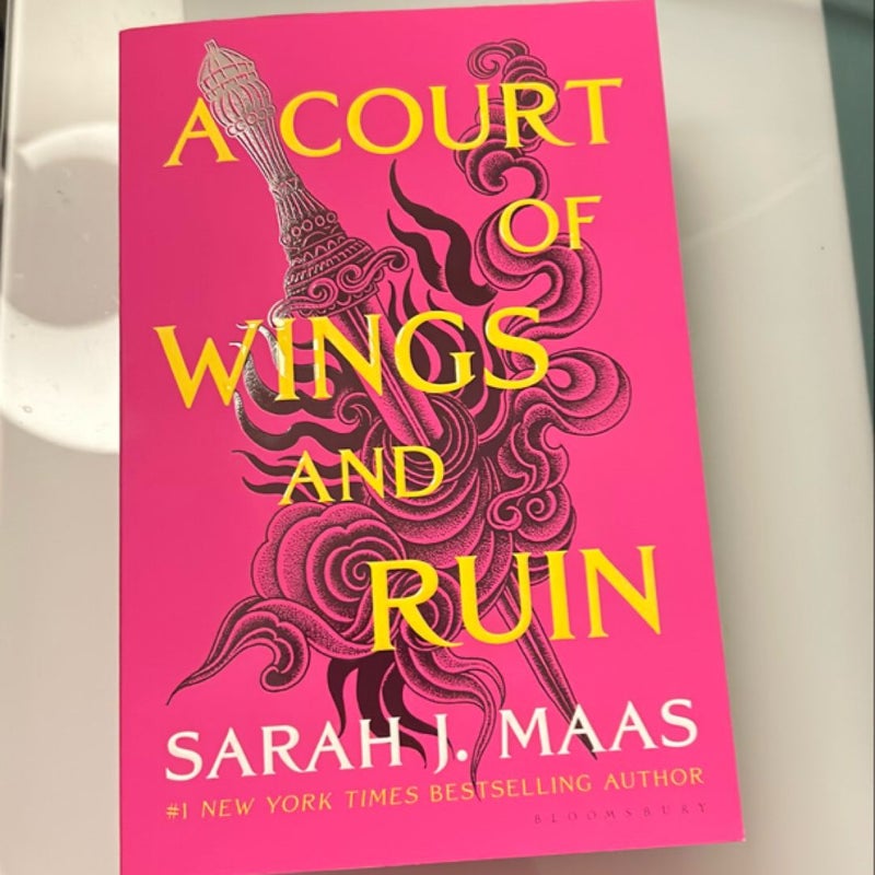 A Court of Wings and Ruin