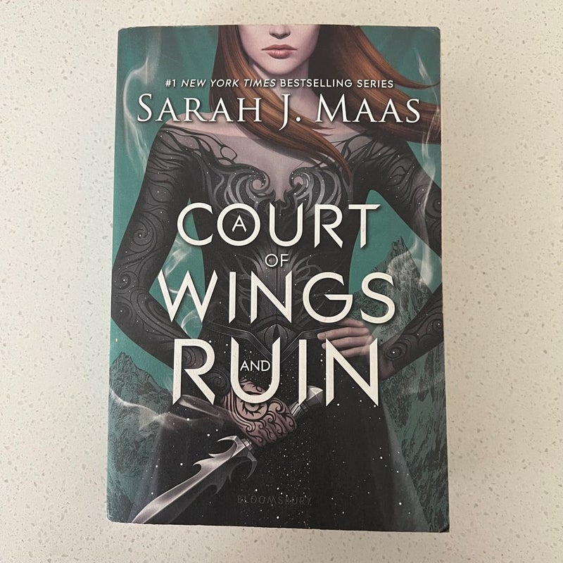 A Court of Wings and Ruin 1/1 