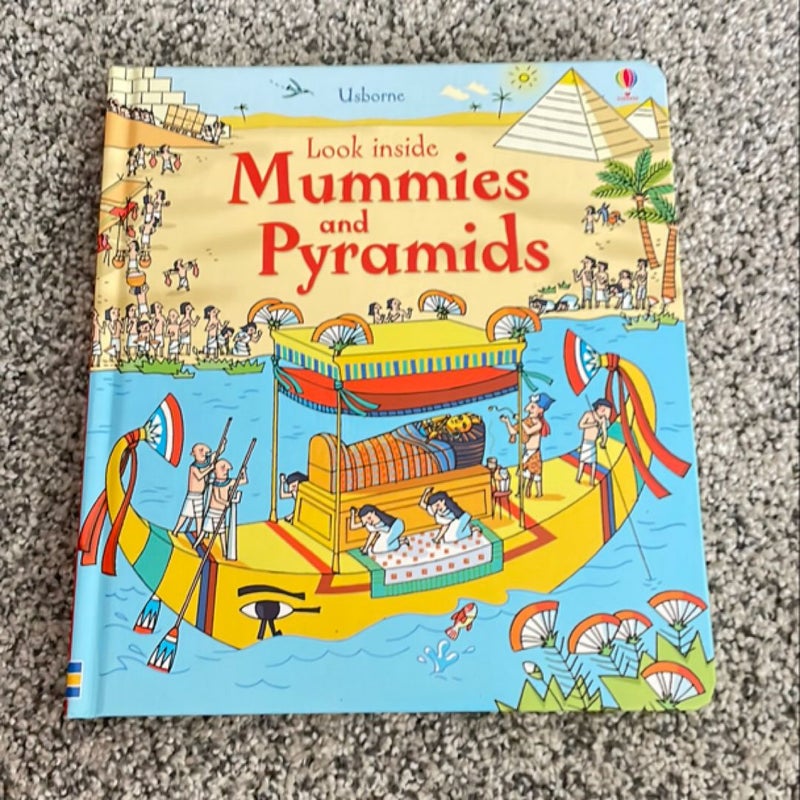 Look Inside/Look Inside Mummies and Pyramids