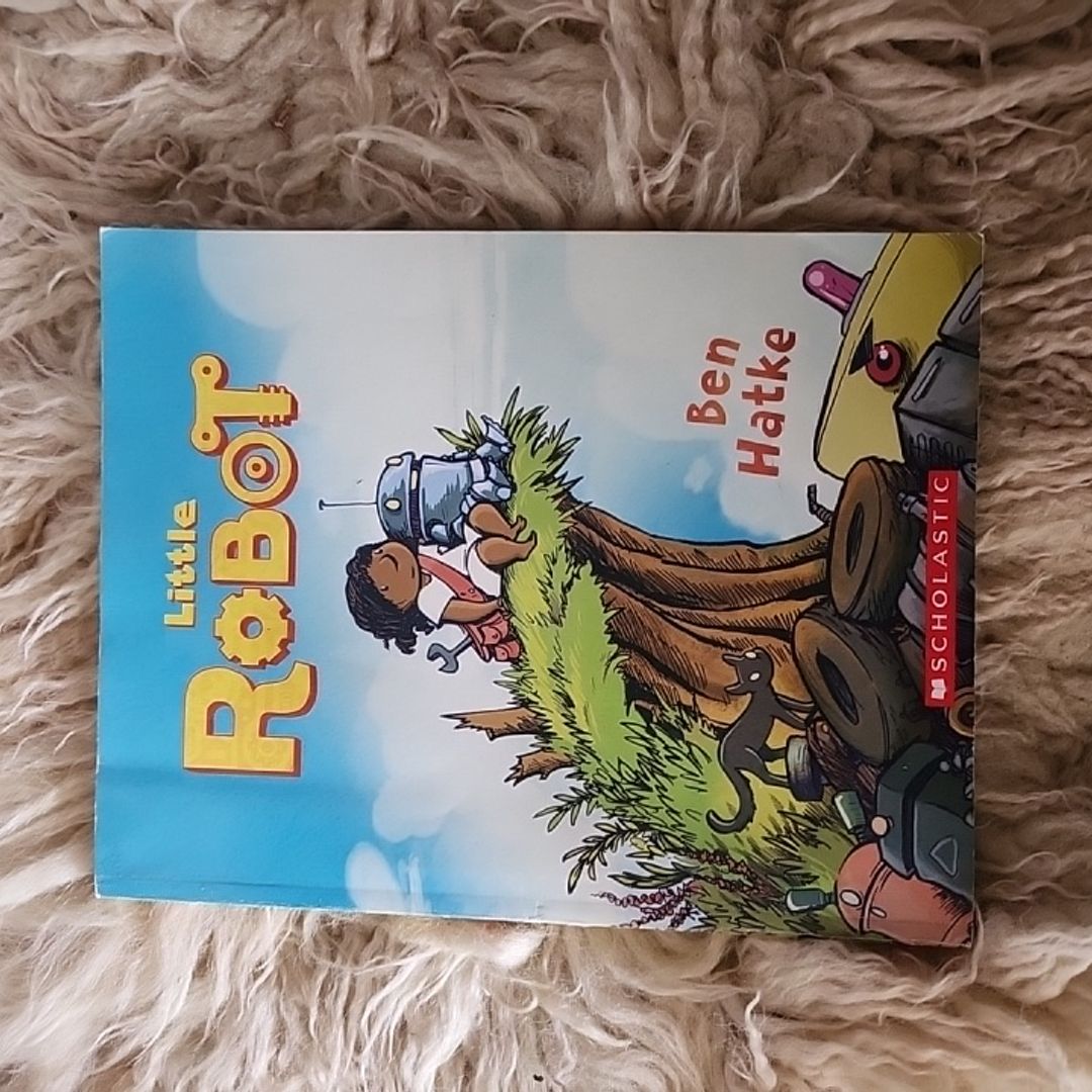 Little Robot by Ben Hatke, Paperback | Pangobooks