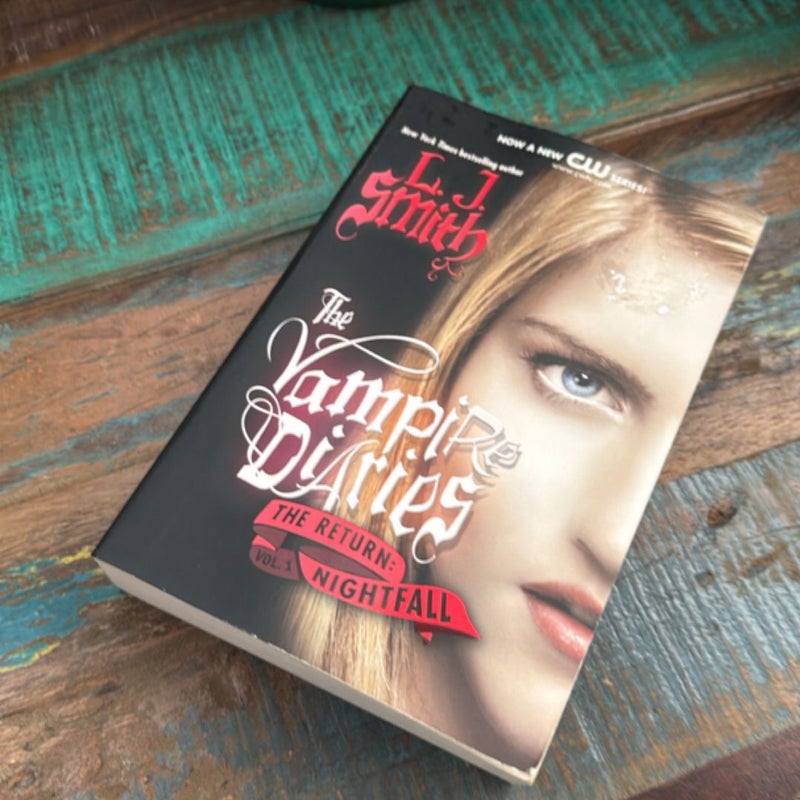 BOOK BUNDLE The Vampire Diaries + The Secret Circle