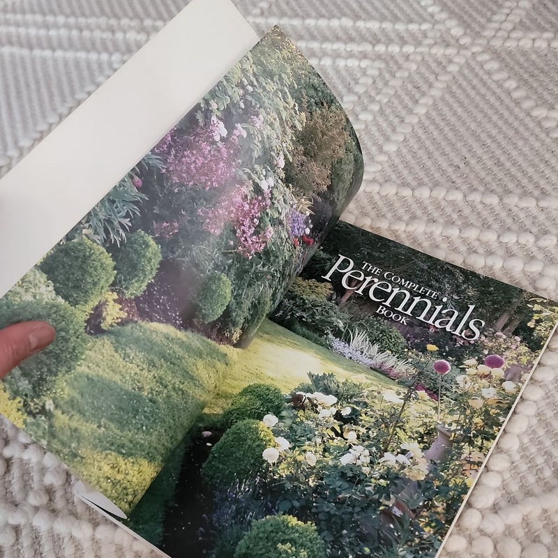 The Complete Perennials Book