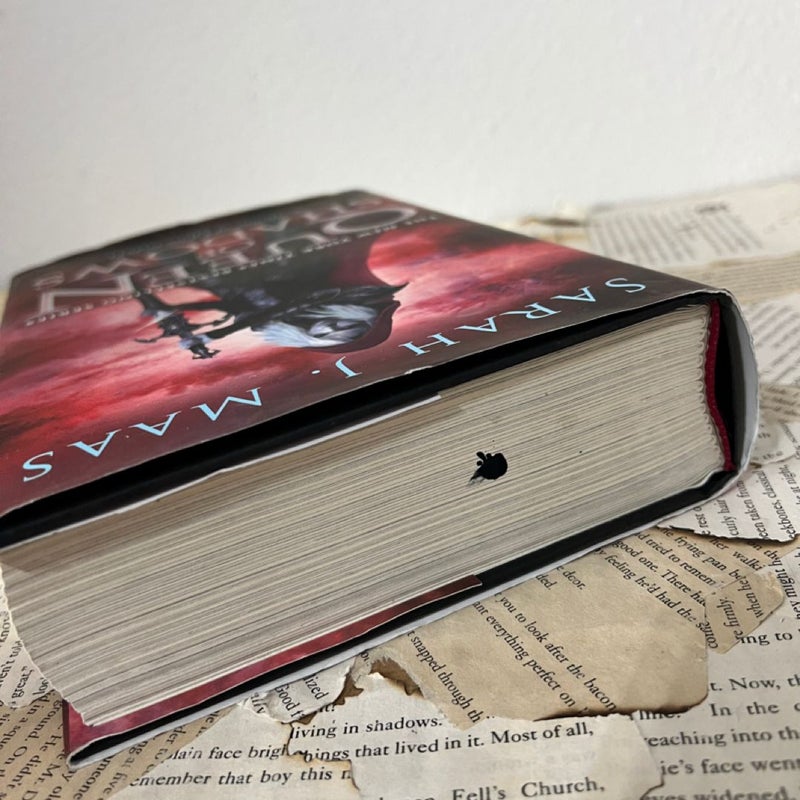 OOP Queen of Shadows by Sarah J. Maas