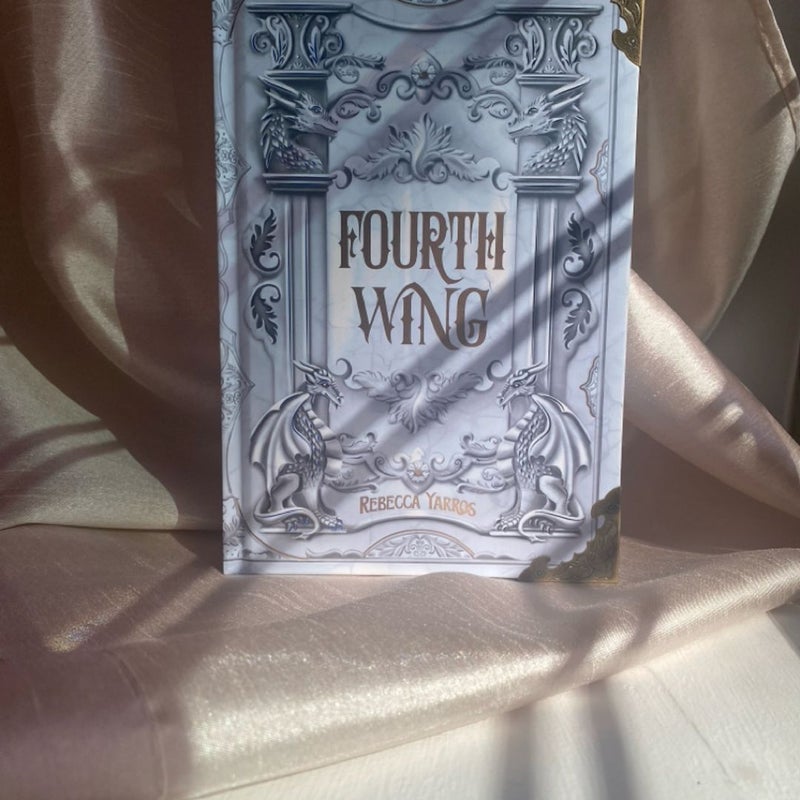 Bookish Box: Fourth Wing Special Edition (HARDCOVER)