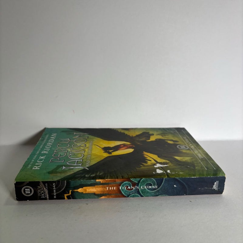 Percy Jackson and the Olympians, Book Three the Titan's Curse (Percy Jackson and the Olympians, Book Three)