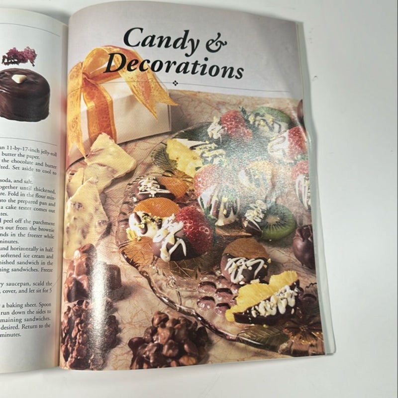 Mrs Fields I Love Chocolate Cookbook