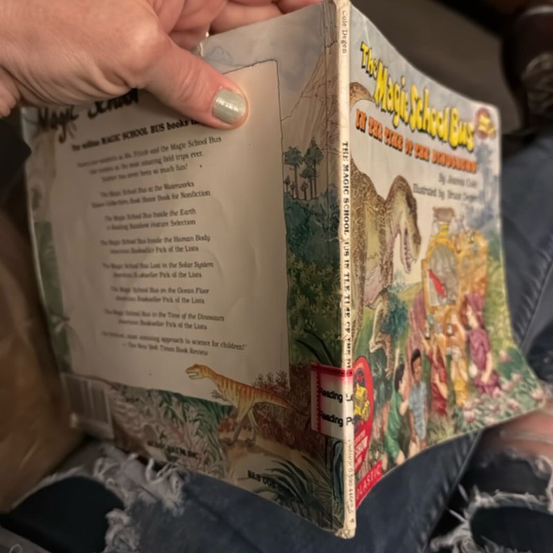 The Magic School Bus in the Time of the Dinosaurs