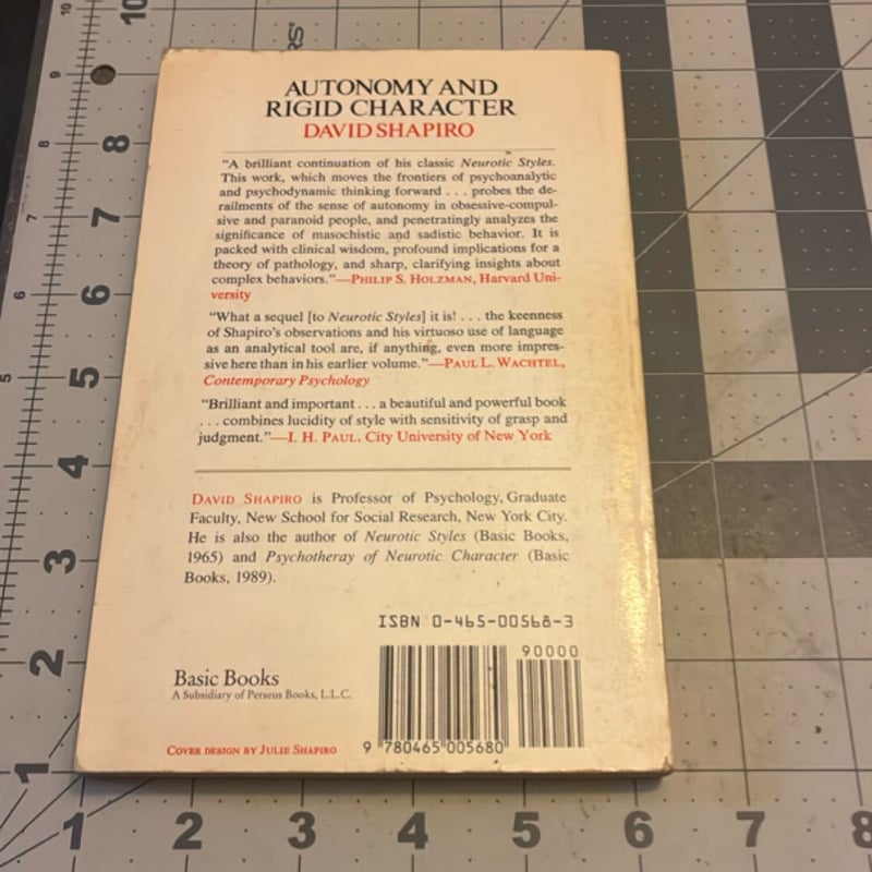 Autonomy and Rigid Character by David Shapiro, Paperback | Pangobooks