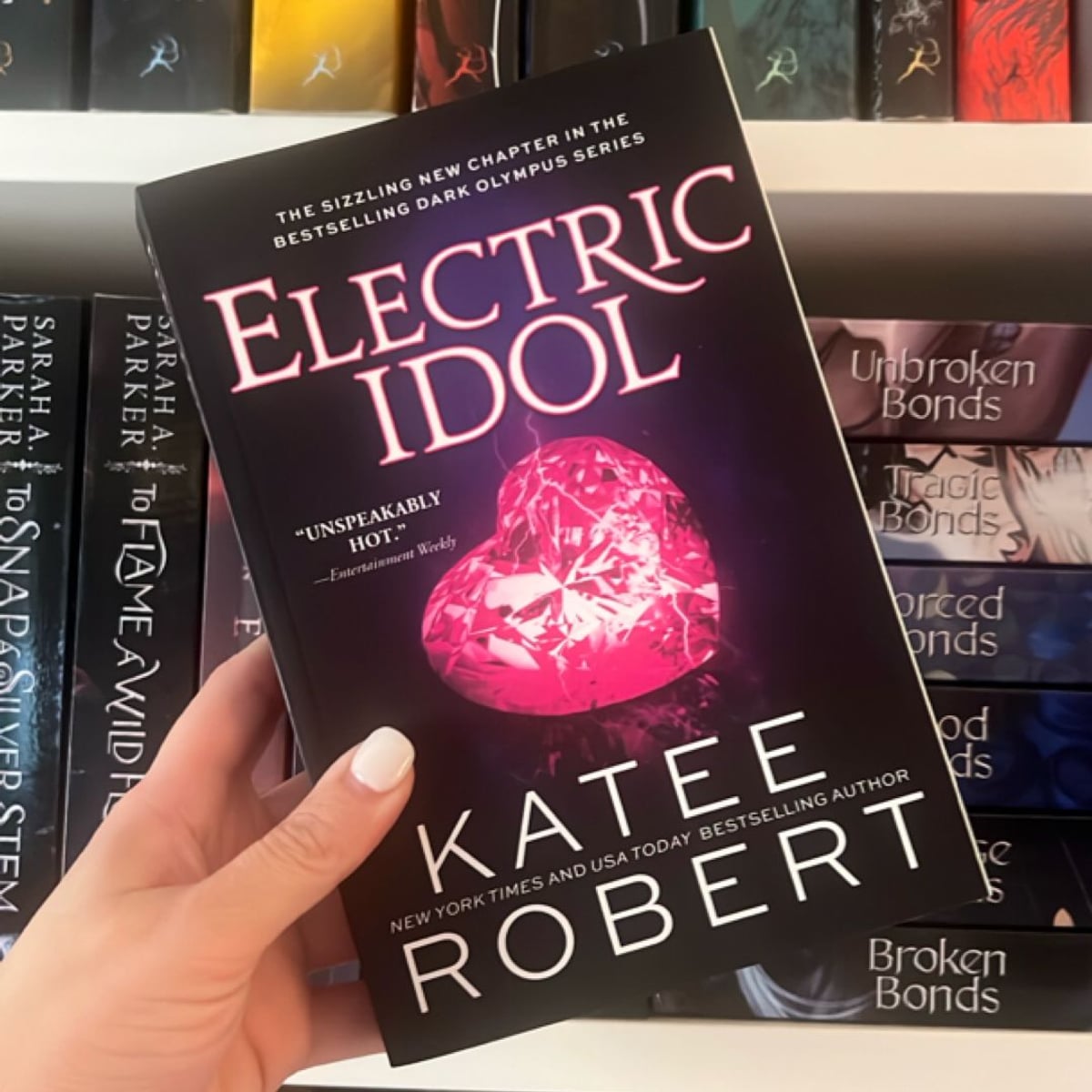 Electric Idol by Katee Robert, Paperback Pangobooks