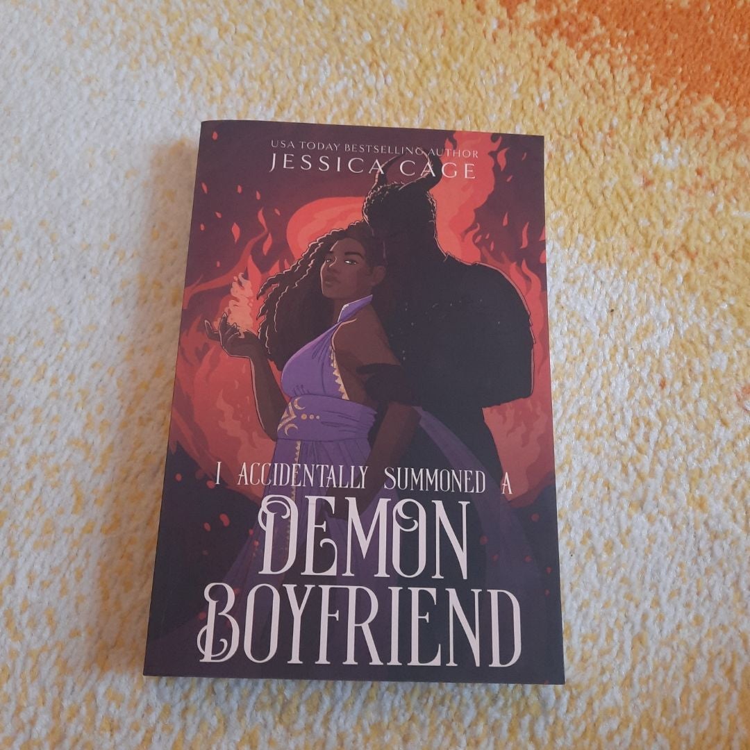 I Accidentally Summoned a Demon Boyfriend