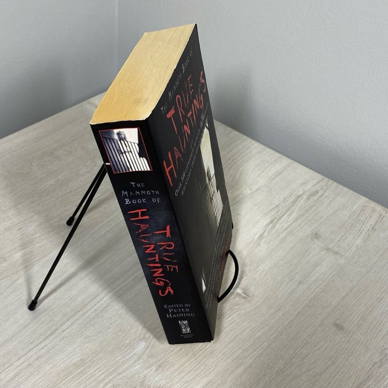 The Mammoth Book of True Hauntings