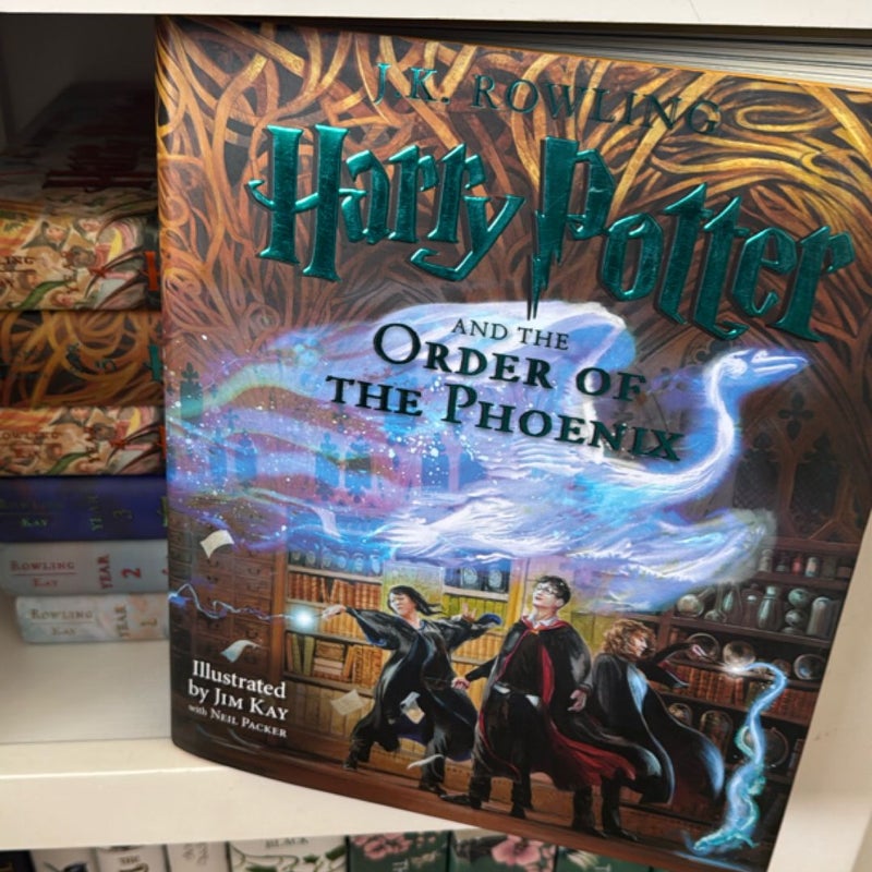 Harry Potter and the Order of the Phoenix: the Illustrated Edition (Harry Potter, Book 5) (Illustrated Edition)
