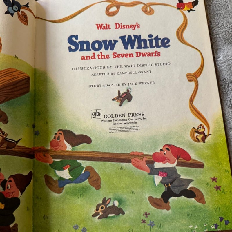 VINTAGE Walt Disney’s Snow White and The Seven Dwarfs