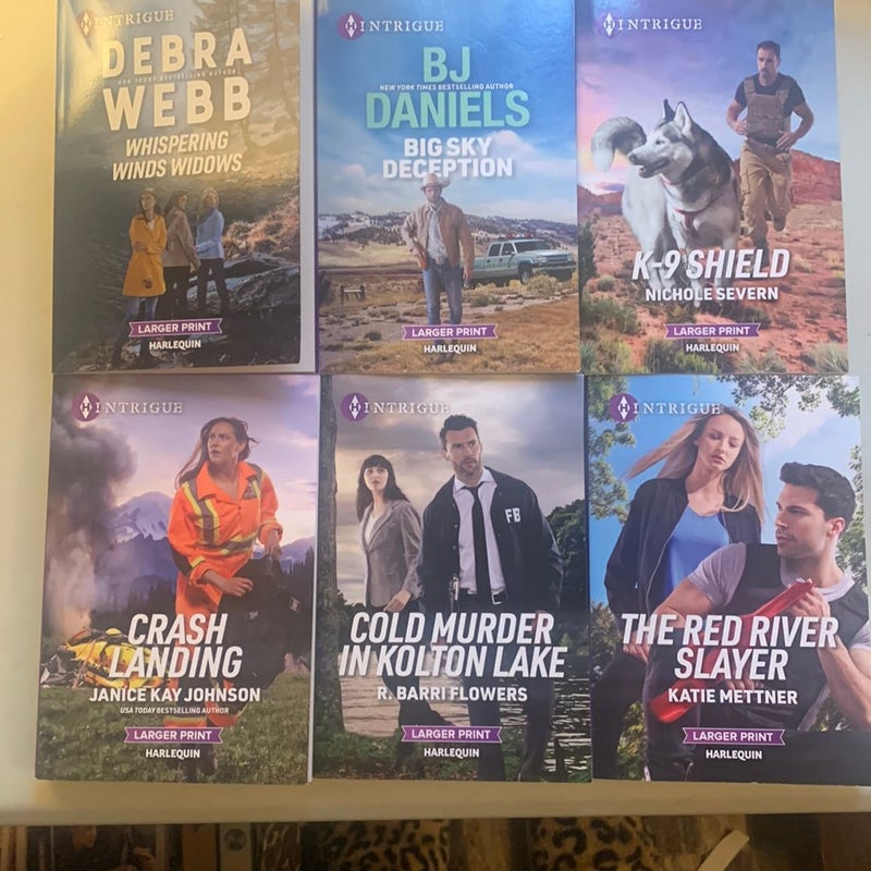 Harlequin Intrigue 6 books, April 24, larger print