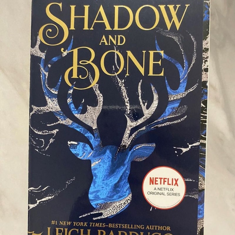 Shadow and Bone (A Netflix Original Series)