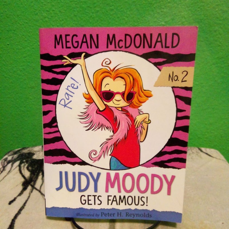 Judy Moody Gets Famous! - First Paperback Edition in this Format