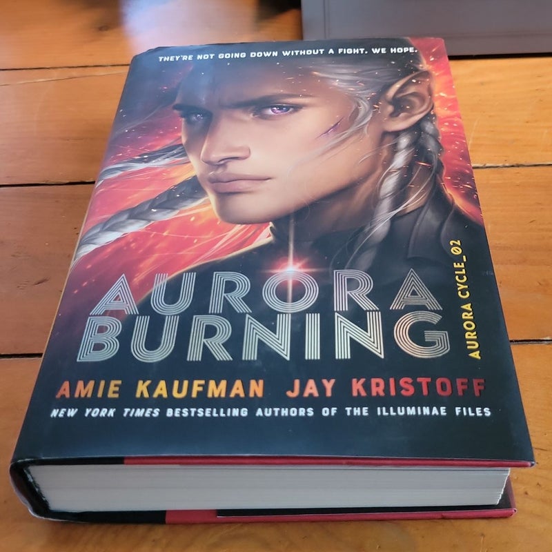 Aurora Burning by Amie Kaufman, Jay Kristoff: 9781524720957 |  : Books